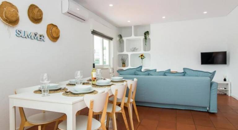Fully equipped villa with patio, BBQ & private pool | Dogs allowed — photo 3
