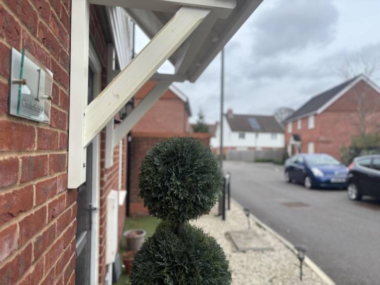 Accommodation Horley