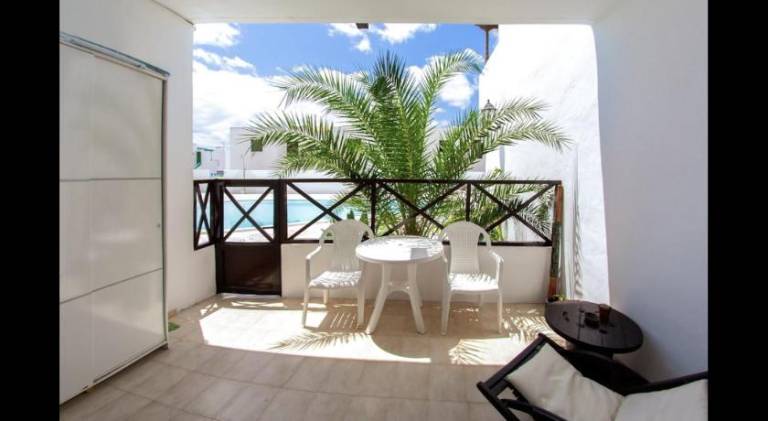 Holiday apartment with private pool, yard & patio | Pet-friendly in Tías