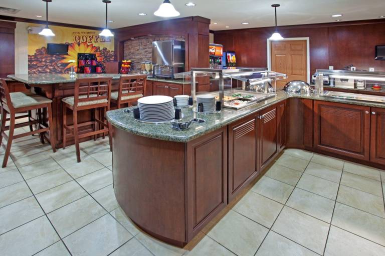 Staybridge Suites Elkhart North By IHG — photo 2
