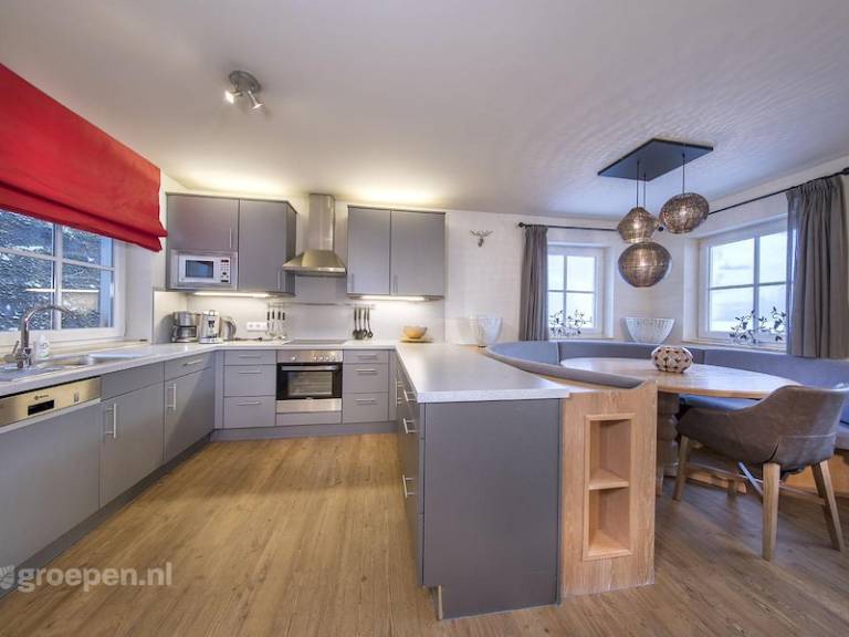 Fully equipped charming vacation home with garden & terrace | Next to the ski | Pet-friendly — photo 3