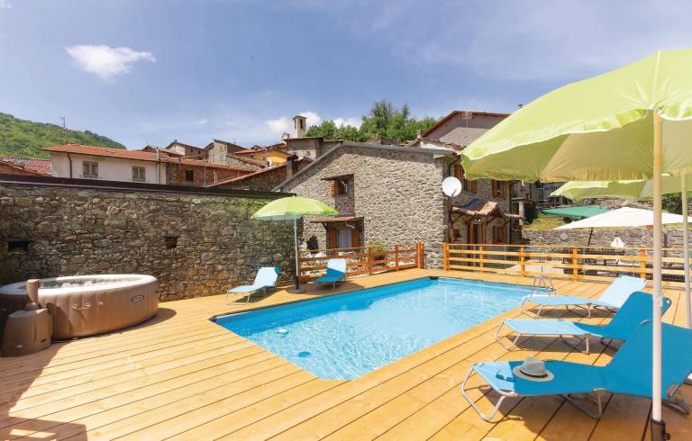 Casa  Fivizzano