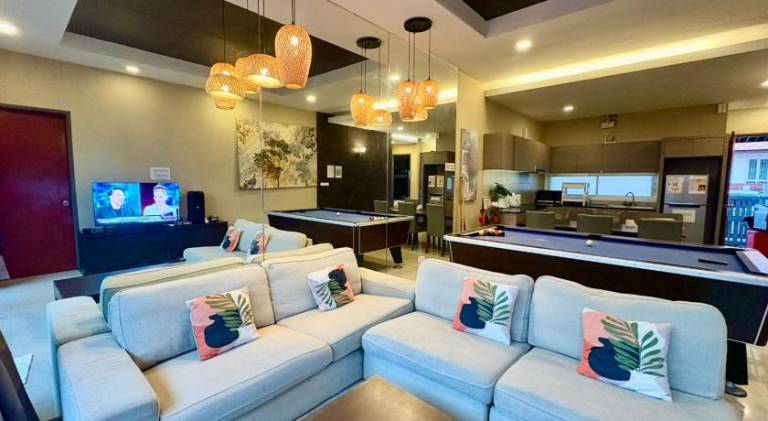 Villa with pool & jacuzzi — photo 4