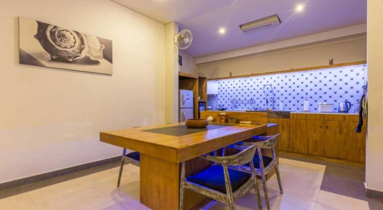 Private 3 bedrooms enclosed villa with pool — photo 5