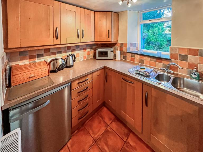 Family-oriented cottage with garden | River view | Pets are welcome — photo 5