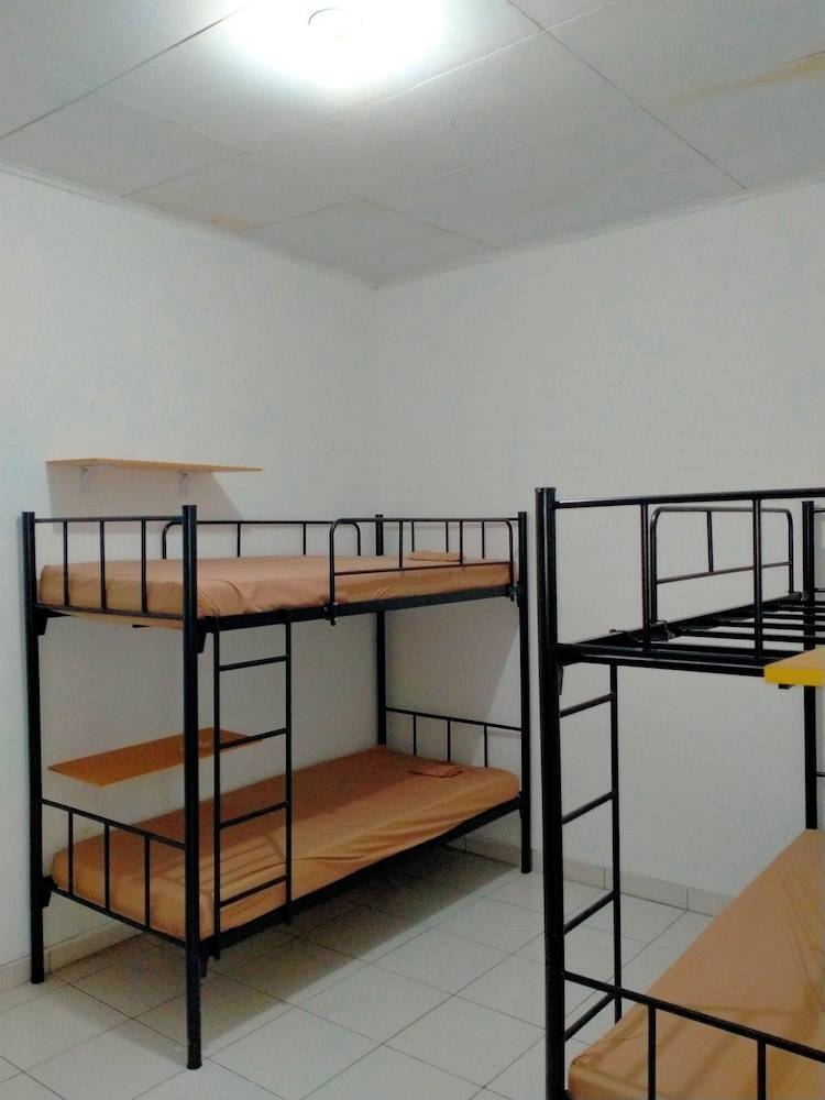 Hostel East Jakarta