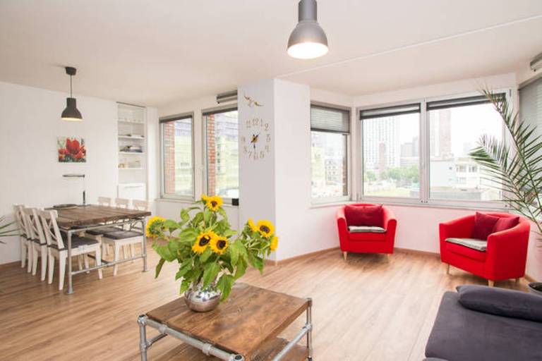 Charming rental apartment | Near Show Cube | Pet-friendly — photo 2