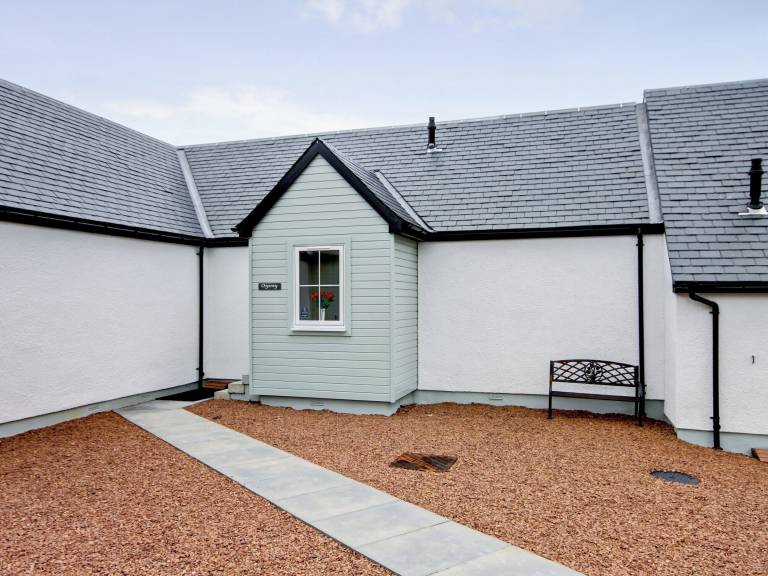 Cottage Stirling