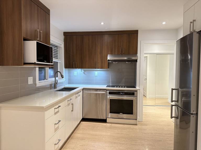 House Vancouver