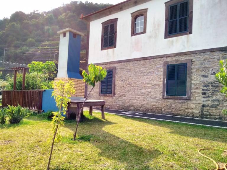 Cottage Ribeira Da Janela