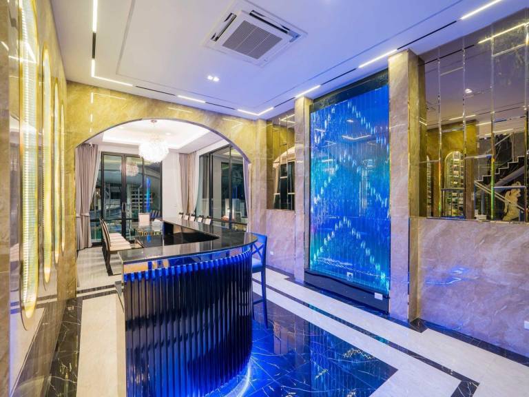 House with pool, yard & barbecue | Suitable for remote work | Pets are welcome — photo 5