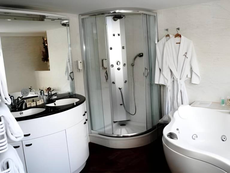 Best Western Hotel Montgomery in Pontorson