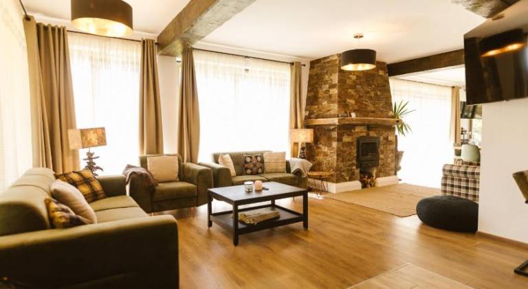 Lovely vacation home with jacuzzi | Pets are welcome — photo 2
