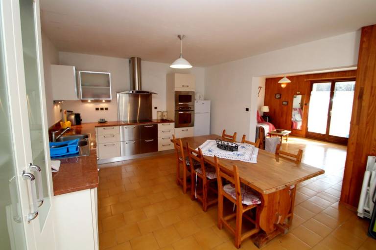 Gite with garden, barbecue & patio | Pet-friendly — photo 3