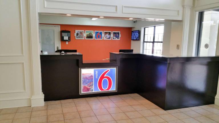 Motel 6 Palestine, TX — photo 5