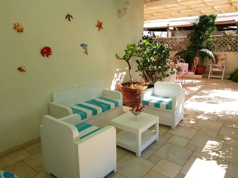 Family-friendly apartment with terrace | Beach view | Next to the beach | Pets allowed — photo 5