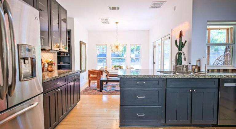 Big vacation home | Pet-friendly — photo 3