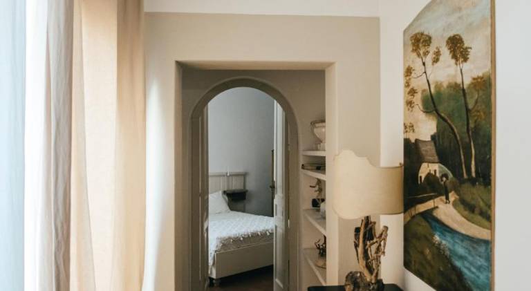 Serviced apartment with garden, patio & barbecue — photo 2