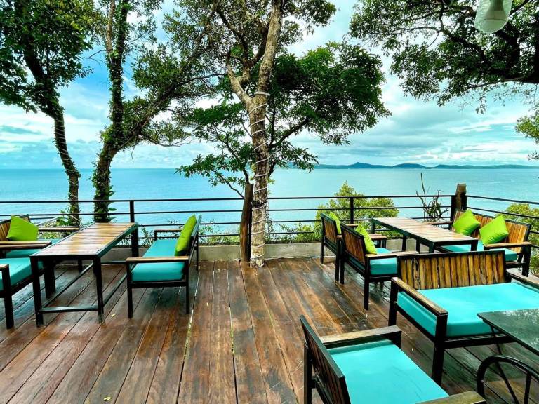 The Cliff Hostel, M'pai Bay in Koh Rong