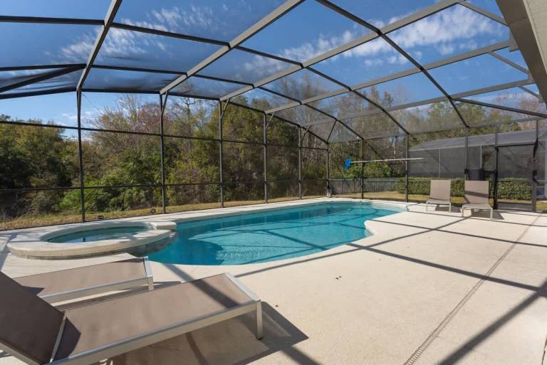 Villa with hot tub & private pool in Kissimmee, FL
