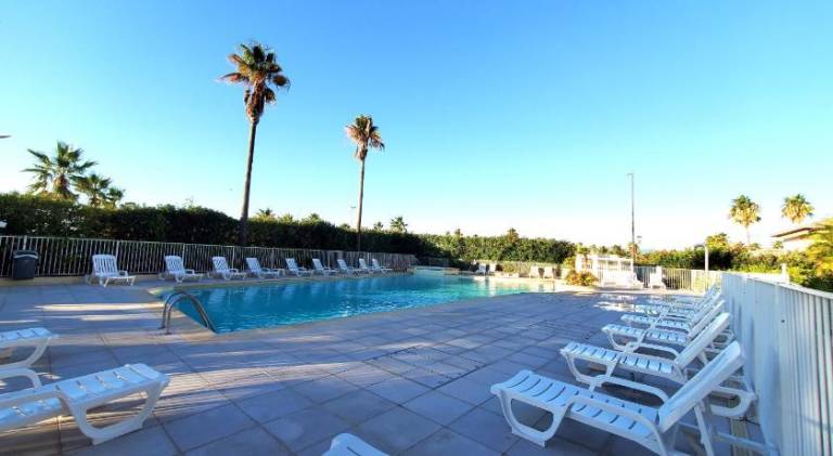 Rental apartment with pool | Next to the beach | Pets are welcome — photo 3