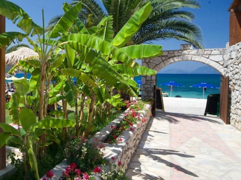 Mobile home with terrace & pool | Next to the beach | Pets allowed — photo 3