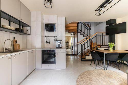 Apartment  Main City