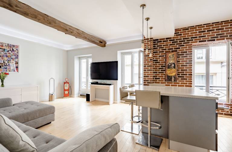 Lovely private room with yard & patio | Close to Sacré-Cœur | City view | Pet-friendly — photo 4