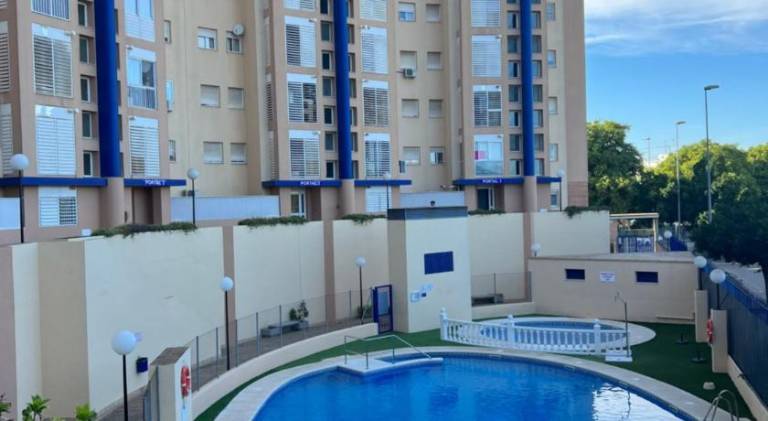 Rental apartment with private pool, terrace & BBQ — photo 3