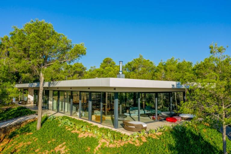 Villa with sauna, barbeque & patio in Hvar