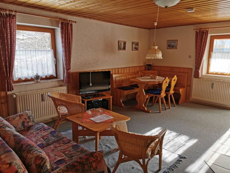 Ferienwohnung mit Hund in Ludwigsreut, Haidmühle für max. 4 Personen Ferienwohnung mit Hund in Ludwigsreut, Haidmühle für max. 4 Personen