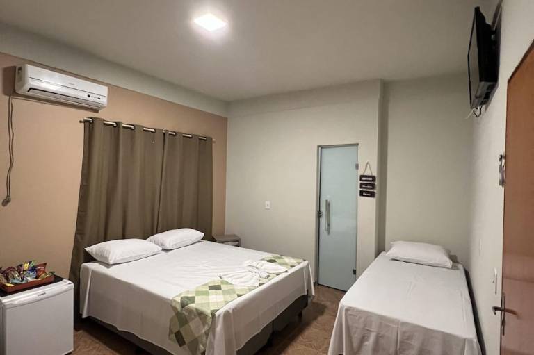 Hotel Paraiso Fácil acesso as faculdades e FarmShow