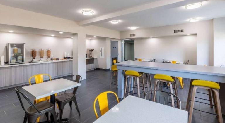 Microtel Inn & Suites by Wyndham Bossier City — photo 3