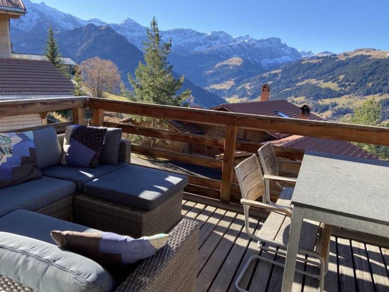 Ferienwohnung mit Hund in Lenk für max. 4 Personen Ferienwohnung mit Hund in Lenk für max. 4 Personen