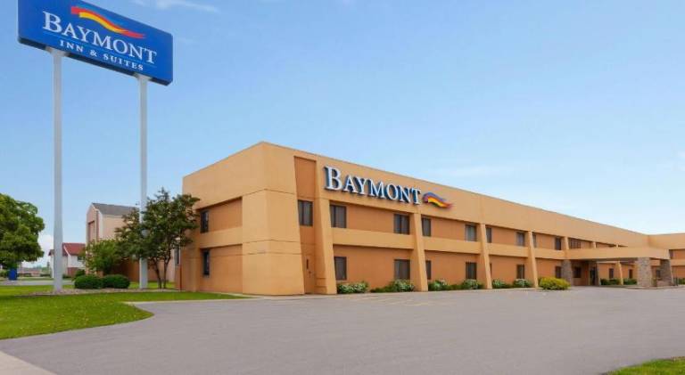 Baymont by Wyndham Green Bay — photo 4