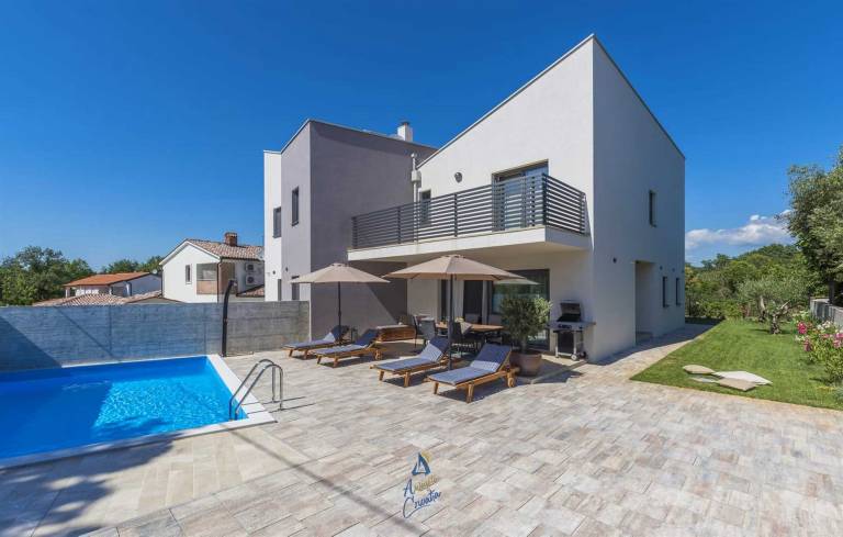 Vila  Farini