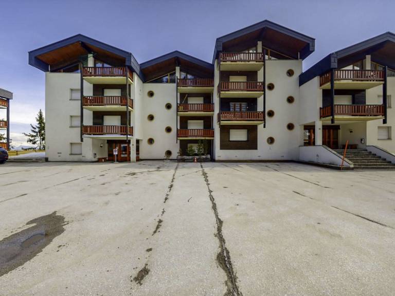 Beautiful holiday apartment with sauna & heated pool | Nature view | Next to the ski | Pet-friendly — photo 5