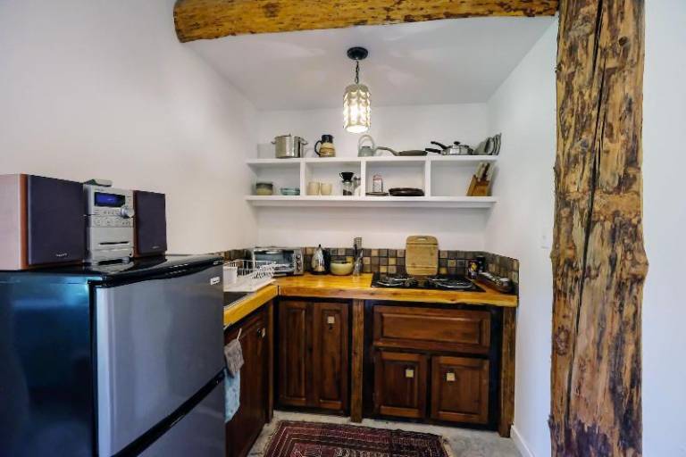 Owl's Nest Suites — photo 3