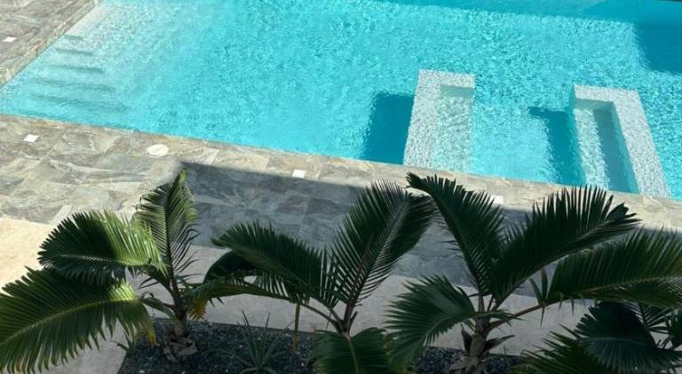 Serviced apartment with terrace & pool in Altagracia