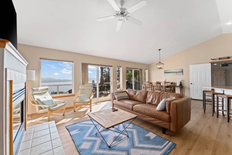 House Chelan