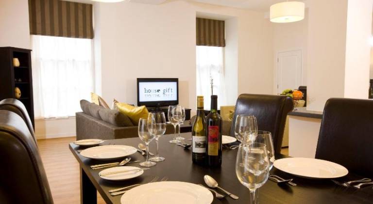 Inverness City Suites — photo 5