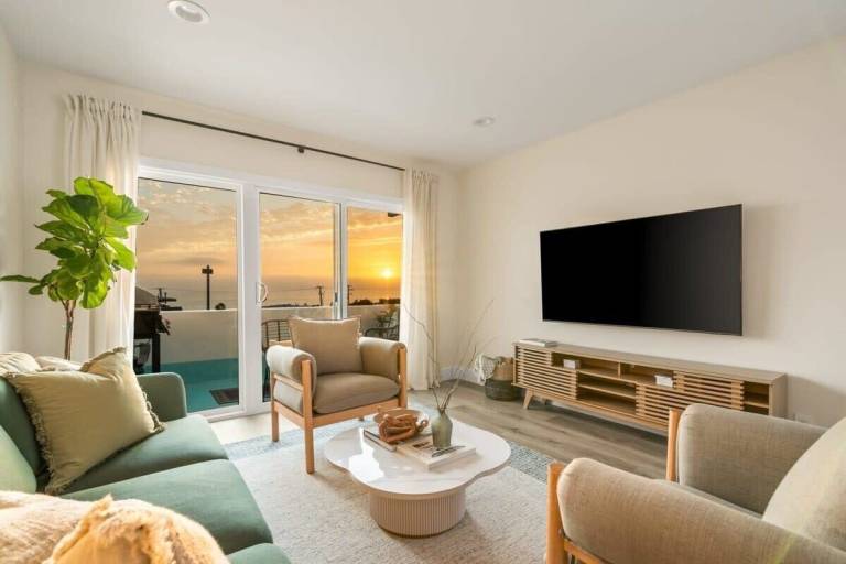 Apartment  Manhattan Beach