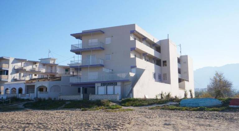 Holiday apartment with terrace | Next to the beach | Dogs allowed in Denia
