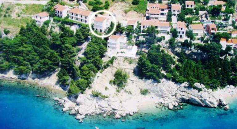 Rental apartment with 2 rooms for 5 persons in Brela