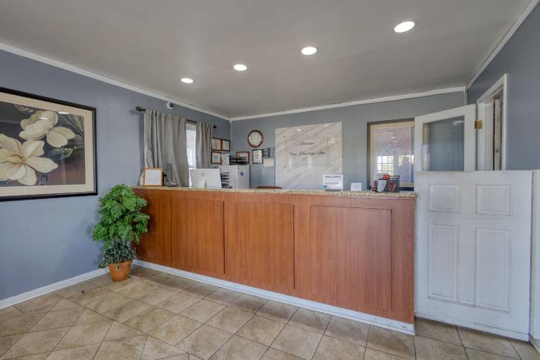 Capital O First Heritage Inn Rantoul IL I 57 — photo 2