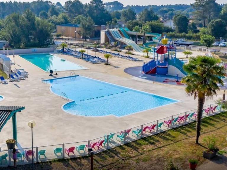Mobilheim in Saint-Julien-en-Born, Frankreich für max. 6 Gäste