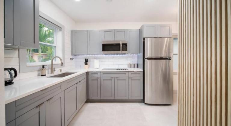 Modern Apt Near Las Olas Beach — photo 3