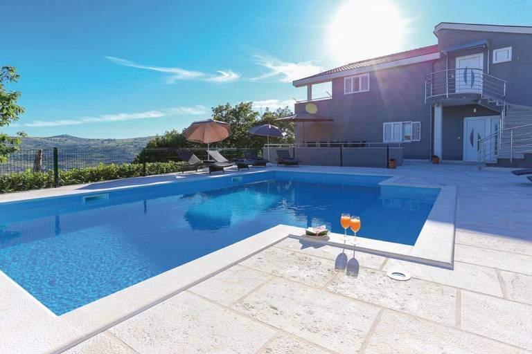 Villa Podstrana