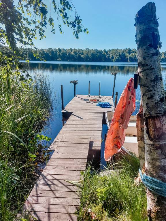Vacation home with sauna, patio & barbeque | Water view — photo 2