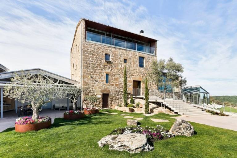Villa Cardona
